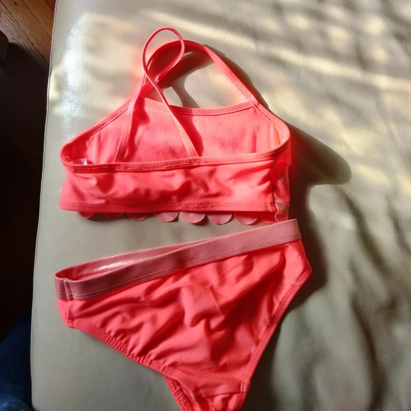 two piece swim suit - Picture 2 of 4